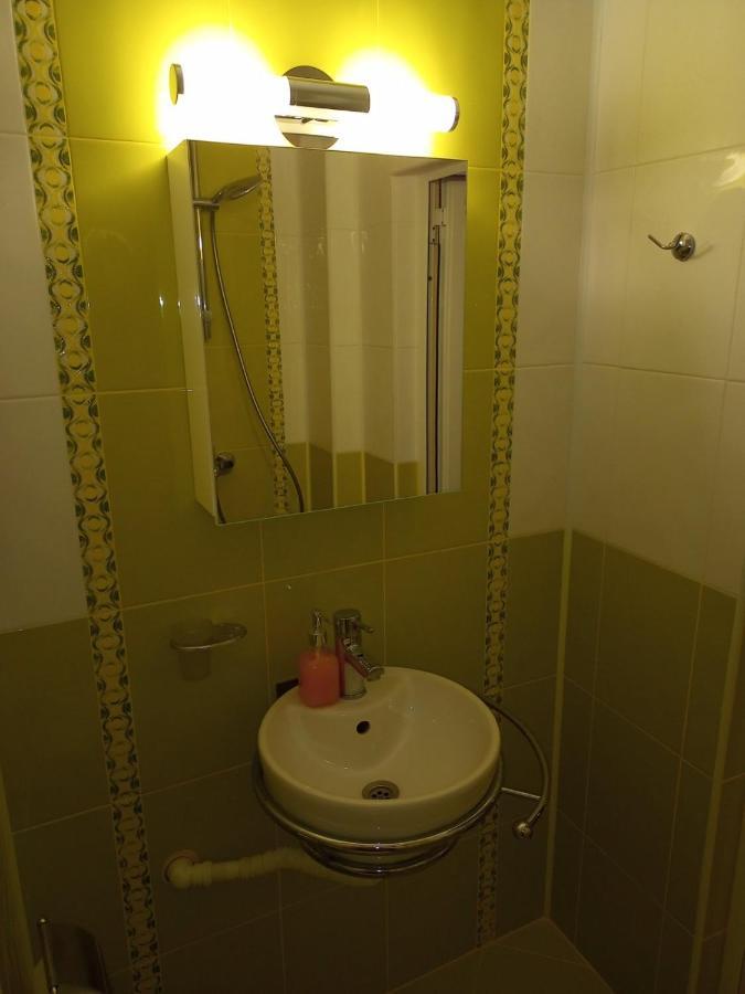 Sunrise Arena Apartment By Hsm Burgas Bagian luar foto
